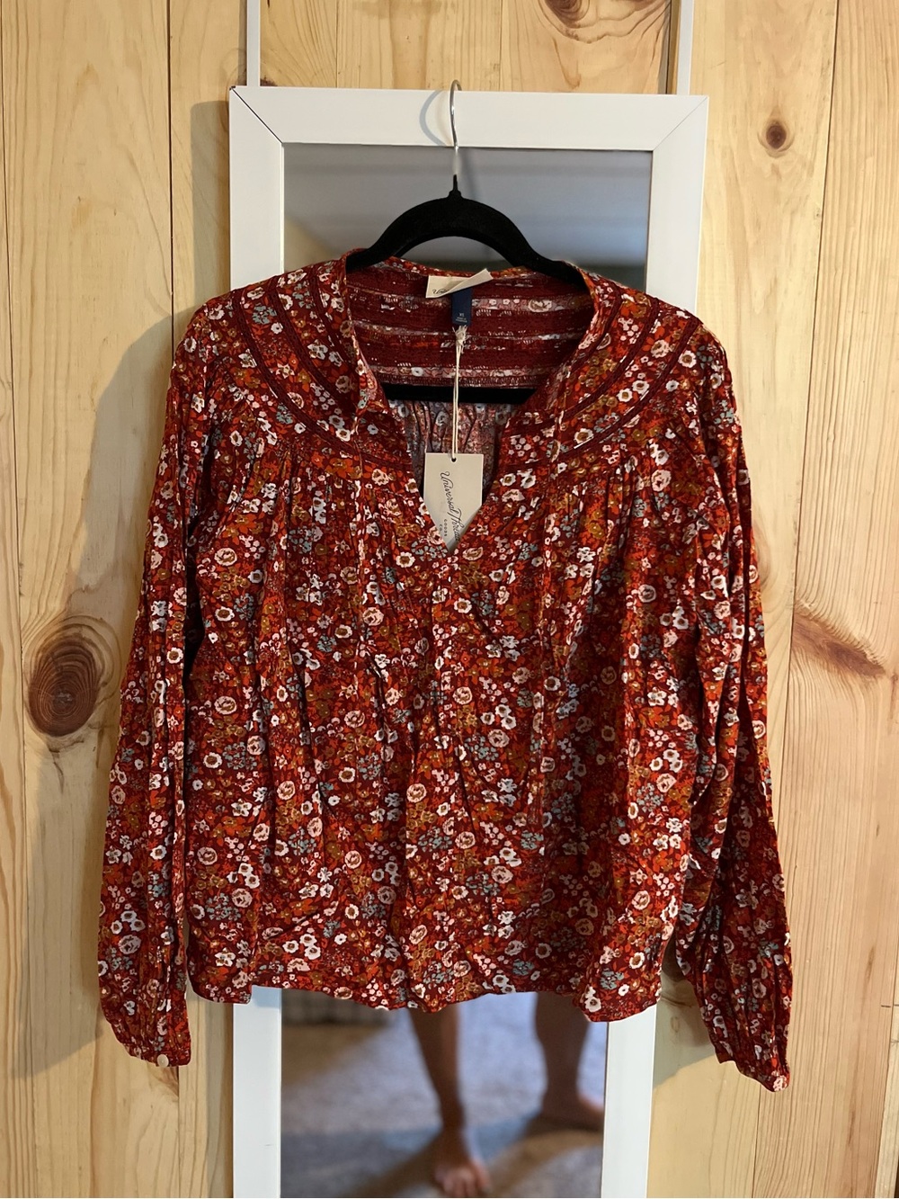 Universal Thread Red Floral Long Sleeve Top NWT